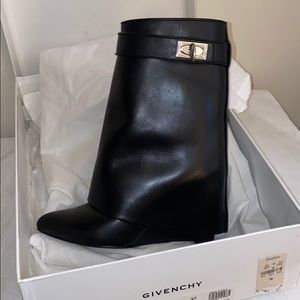 Givenchy shark lock boot